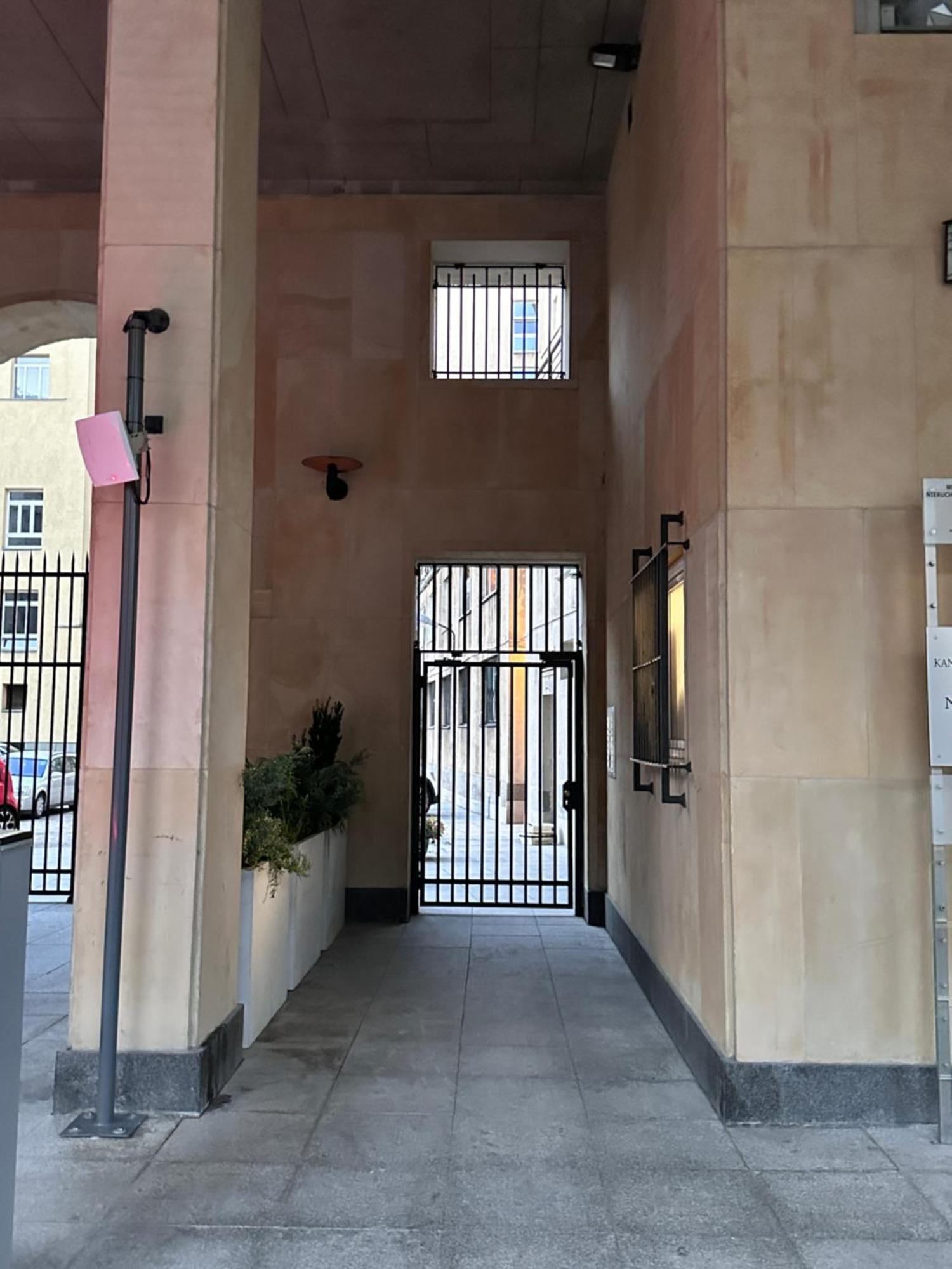 Bez Kantow Art Rooms Warszawa Zewnętrze zdjęcie